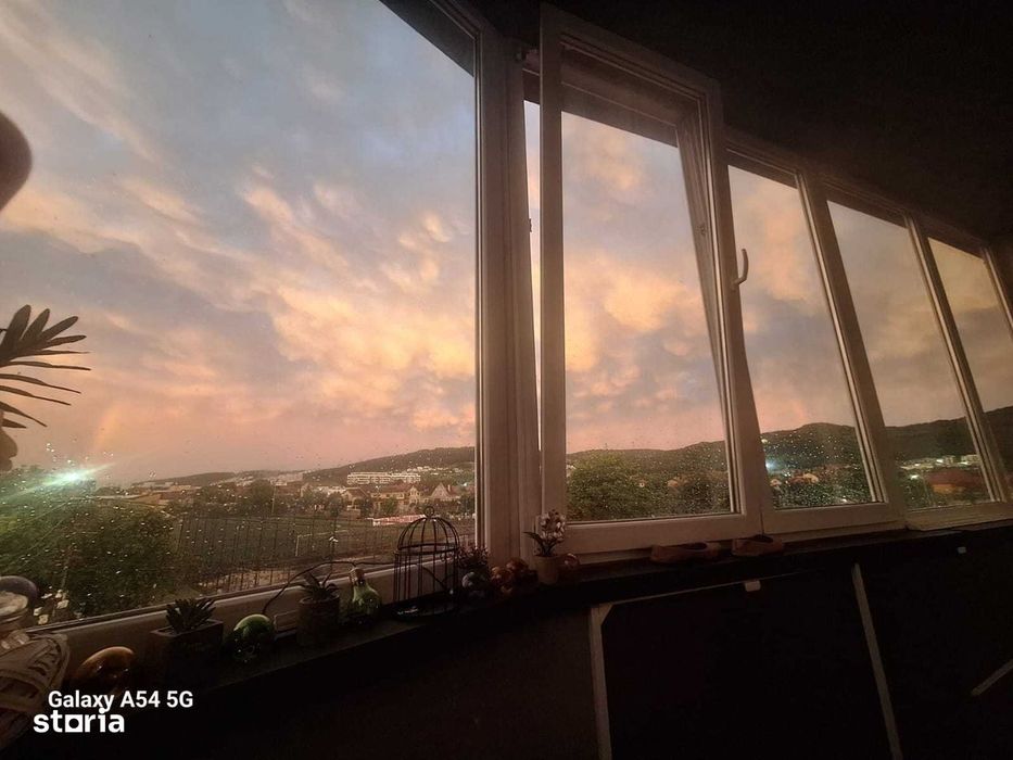 Apartament de 3 camere mobilat/utilat , Floresti