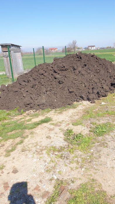 Pamant negru, vegetal, pentru gradina, cu sau fara transport
