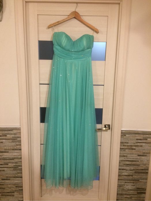 Продам платье на торжество