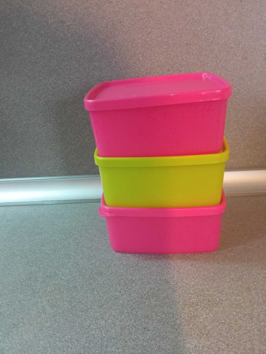 Съдове за фризер на Таперуер