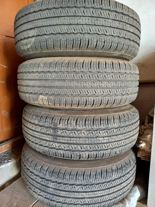 Продам резину с дисками на 17