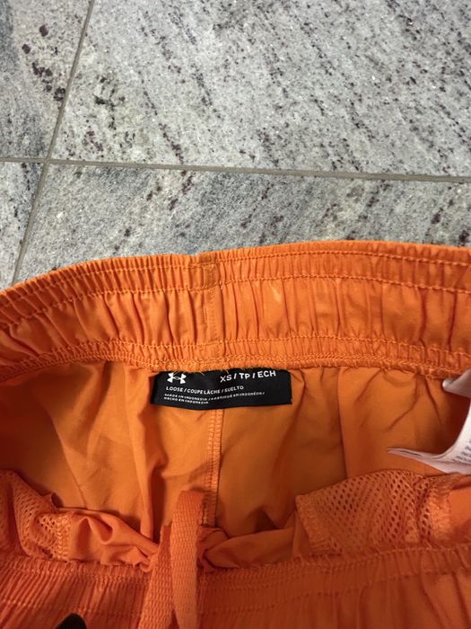 Pantaloni scurti baieti underarmour