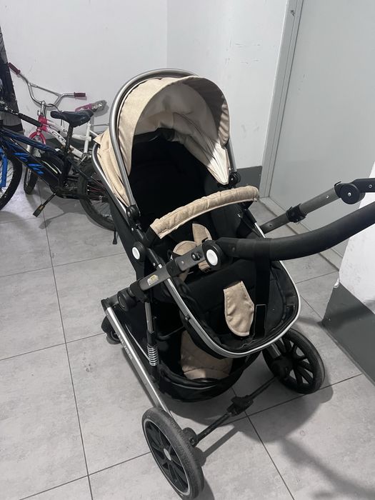 Продам коляску 2 в 1