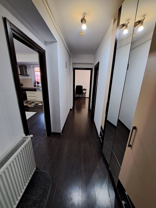Apartament de închiriat