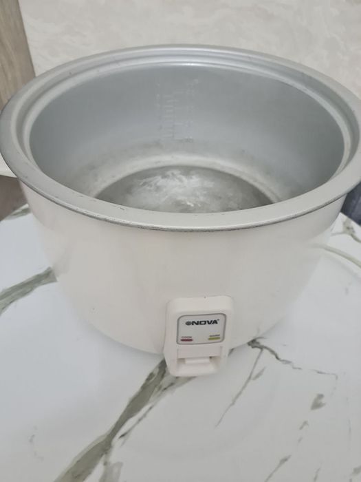 Электрическая рисоварка NOVA NRC 977/6 (6 л)