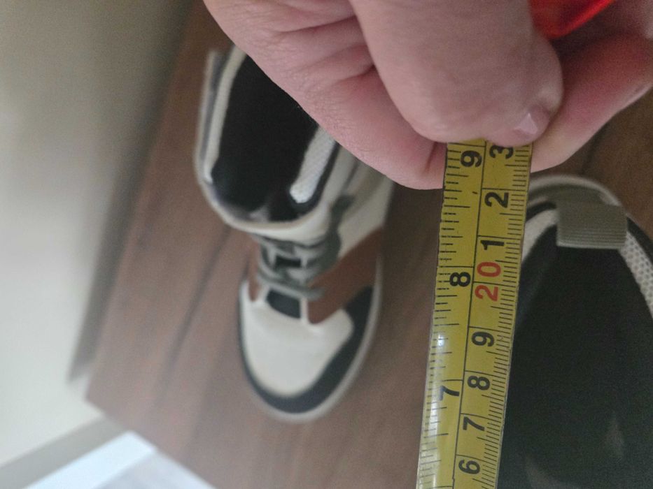 Маратонки високи LC WAIKIKI, 38 номер за 15лв.