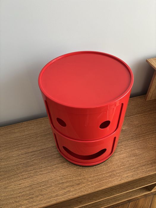 Kartell нощно шкафче