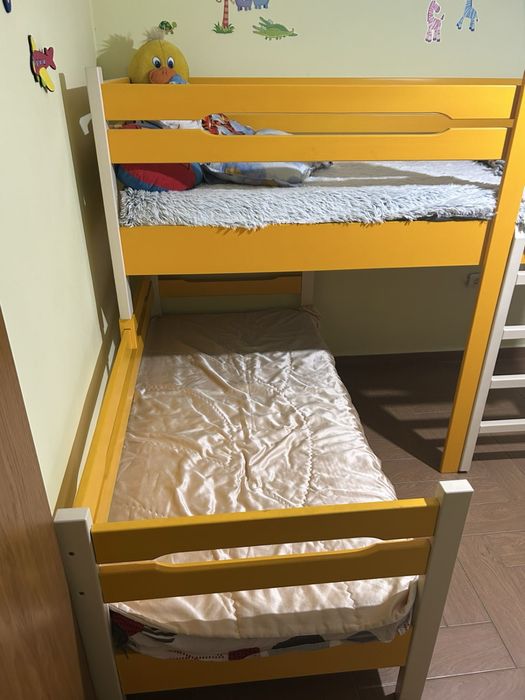 Двуетажно легло + бюро