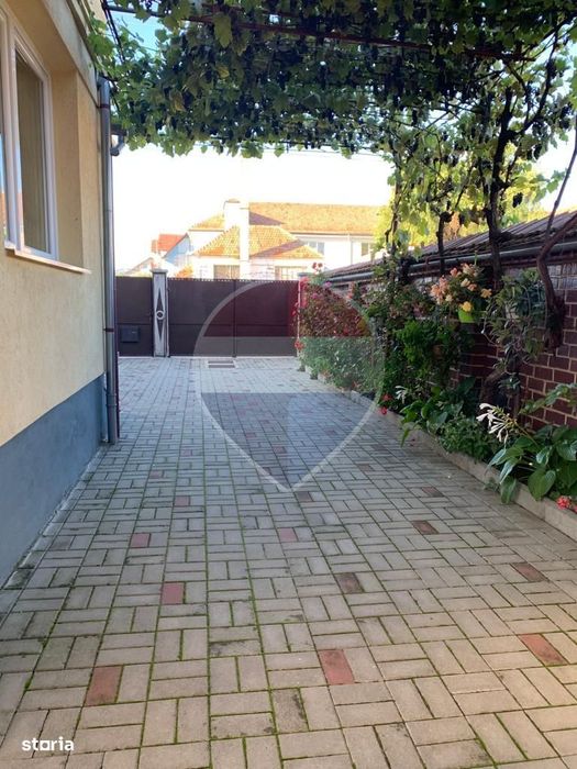 Locuință cochetă de închiriat într-o zonă liniștită, Calea Poplacii — fotografia 1