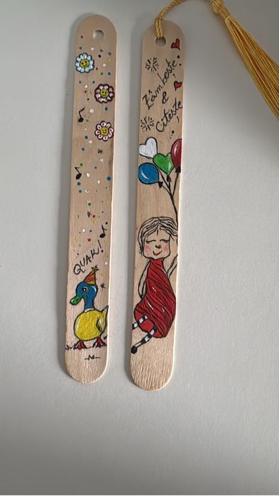 Semn de carte pictat si personalizat, pe lemn!