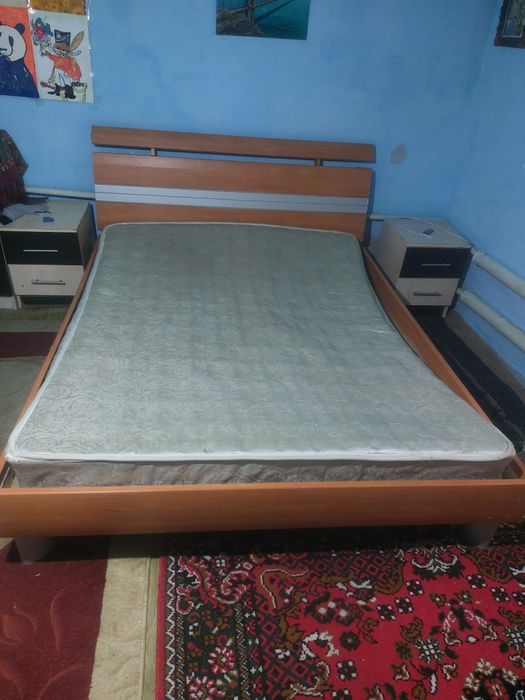 Продам 2х спальная кровать