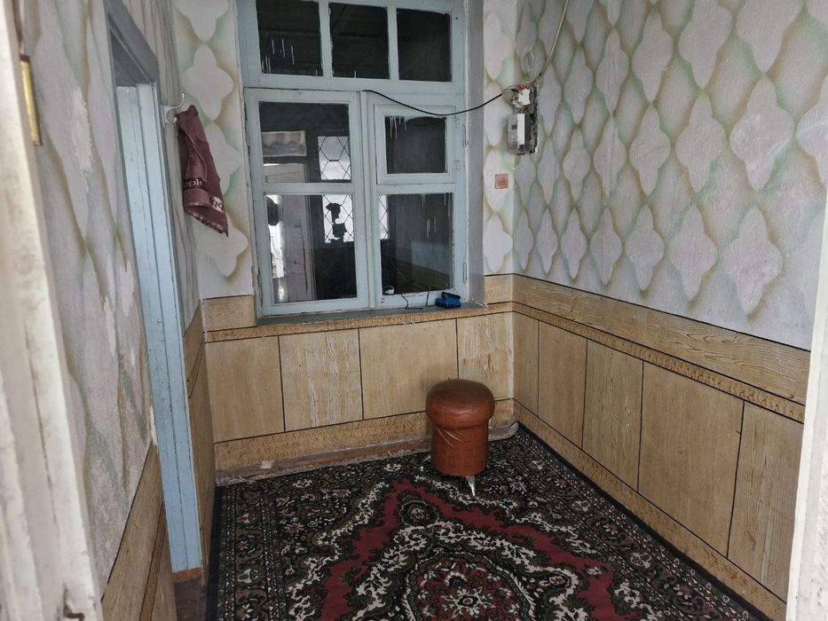 Termiz shahrida uy sotiladi Vagzal parlament taraf