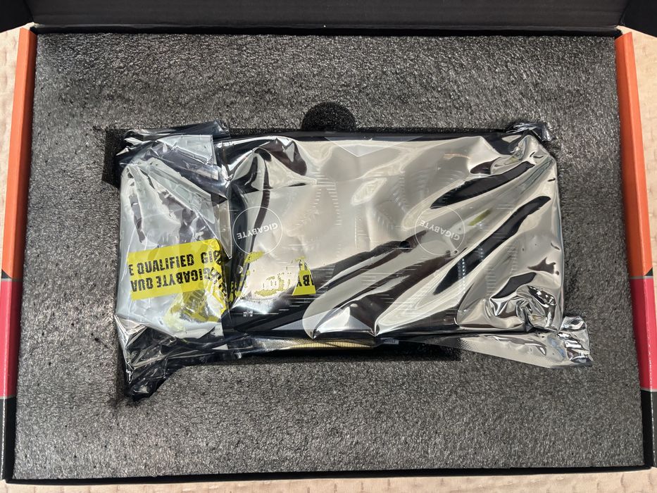 Видеокарта Radeon RX5600XT 6GB