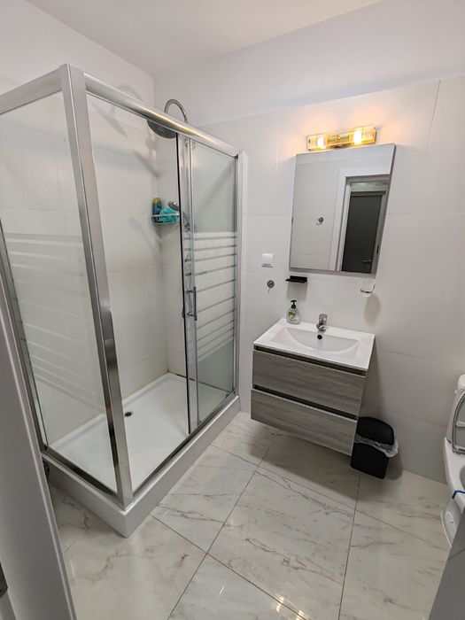 Vand apartament 2 camere