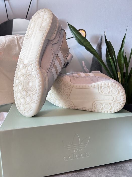 Промоция Adidas Ivy Park 37 - 23,5 см