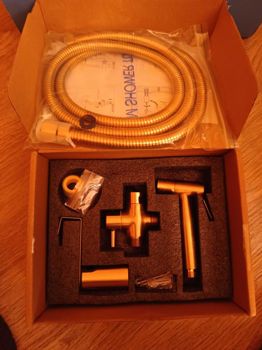 Комплект биде цвят злато