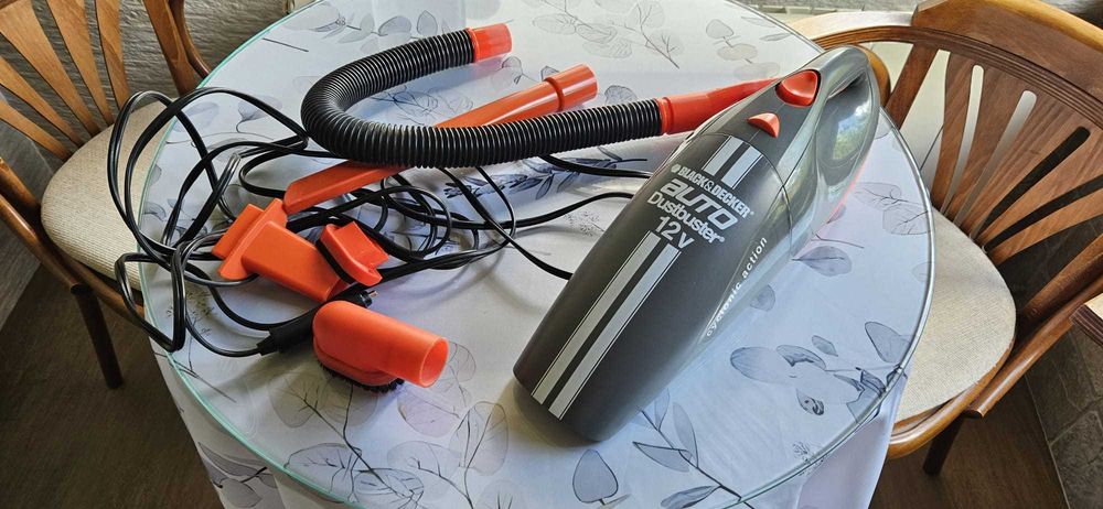Aspirator Auto marca Black & Decker