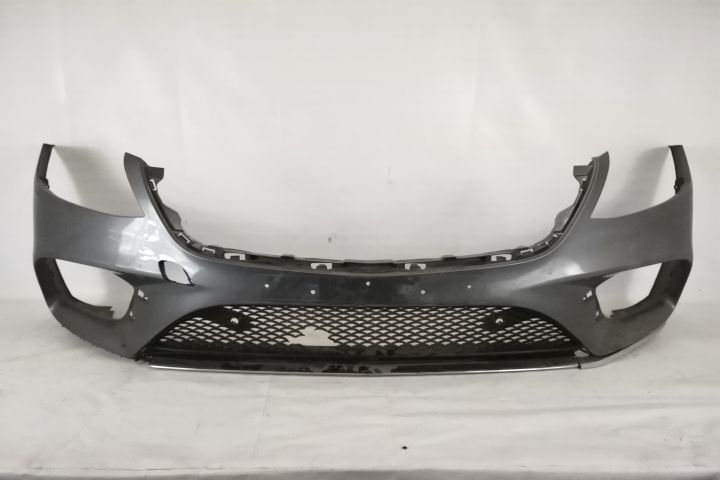 Предна AMG броня Оригинал със сензори и хромирани орнаменти в добро съ