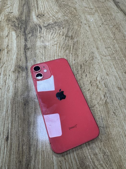 Iphone 12 mini в отличном состоянии.
