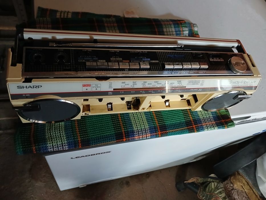 Магнитофон Sharp