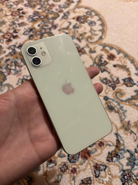 айфон 12 64гб идеал состаяный