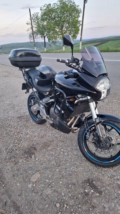 Vând kawasaki versys