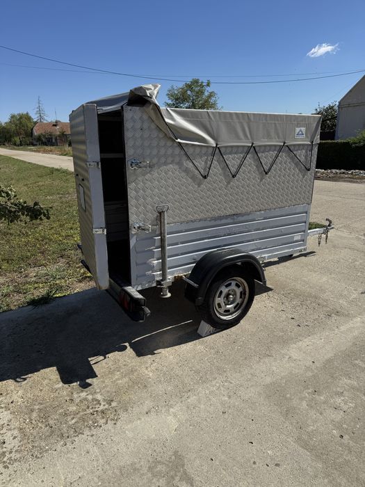 Vand remorca de 750kg