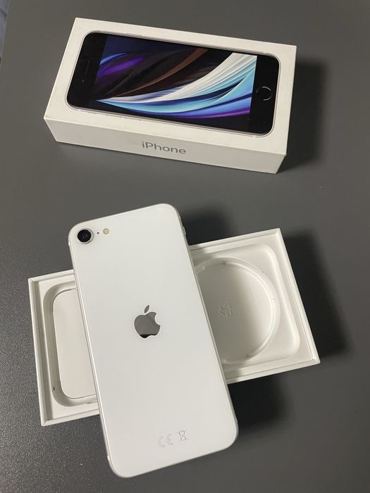 Айфон SE 2020, 64Gb