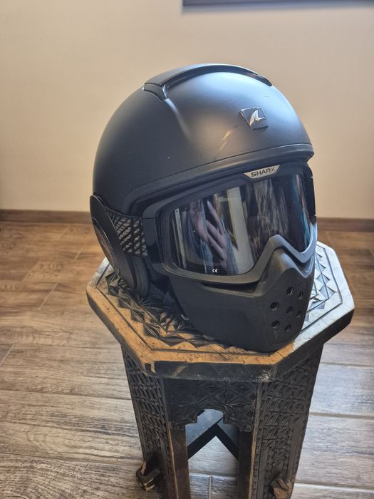 Vand  Casca Shark Raw