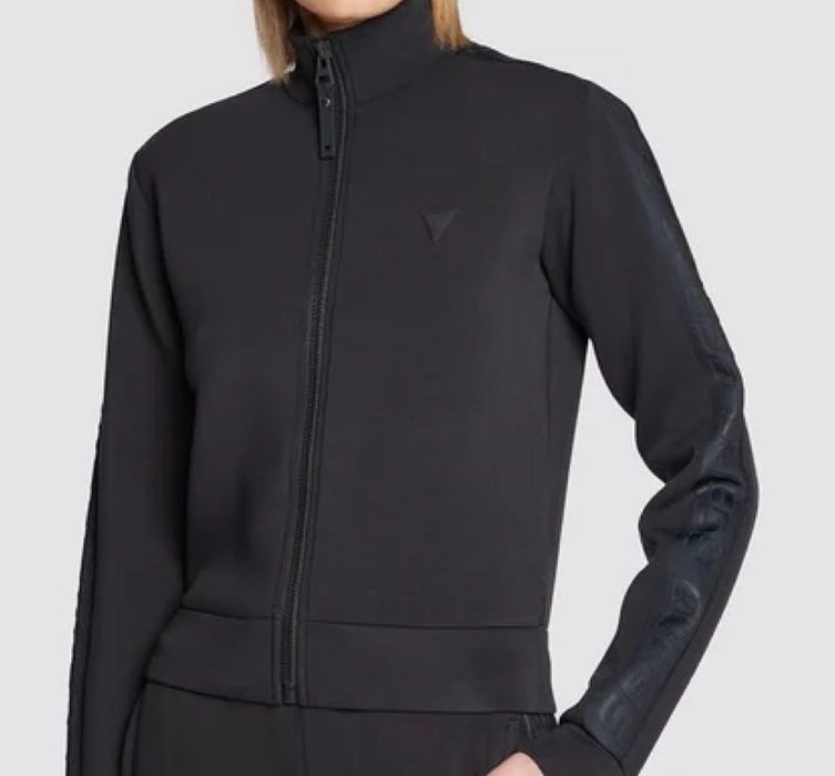 Guess
BluzăAllie Scuba Negru Regular Fit