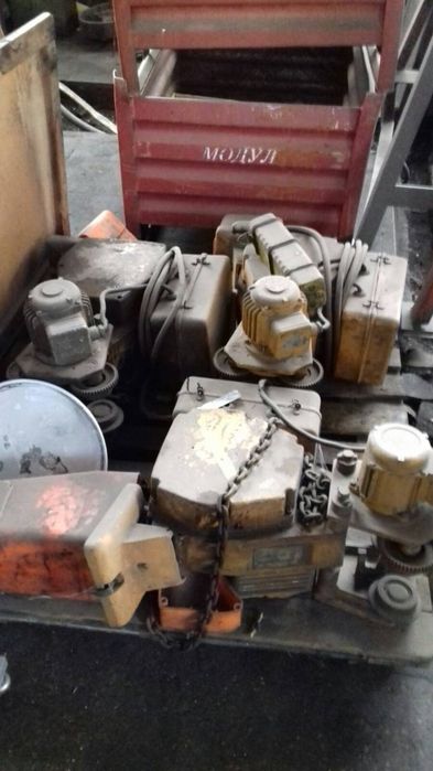 Колела 220,320,440,540, 680.,760 mm.ел мотори редуктори за 8т 12.5т 20