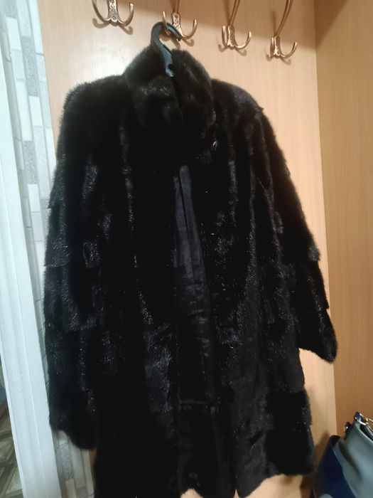 Продам Норковую шубу