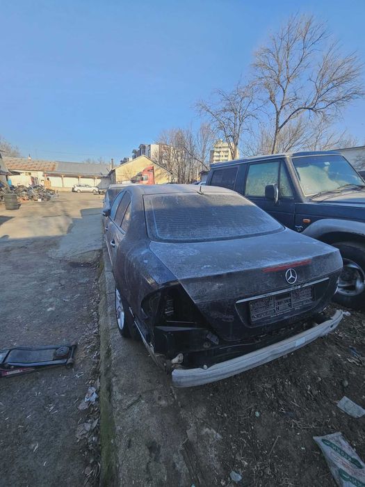 Mercedes e270 на части