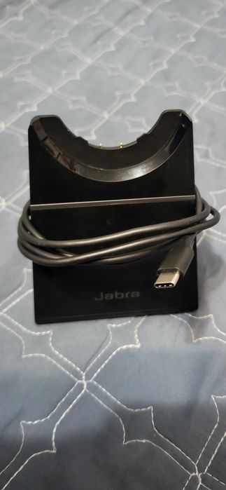 JABRA Dock Evolve2 65 Deskstand fuctional