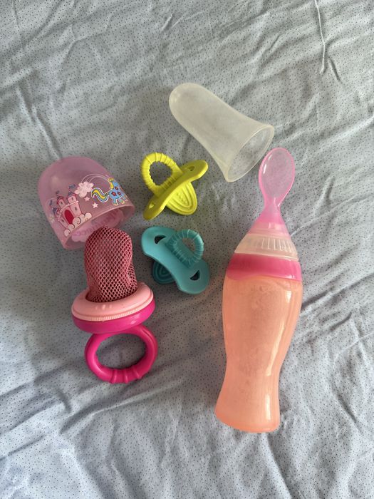 Одеяло и постельное белье в детскую кровать