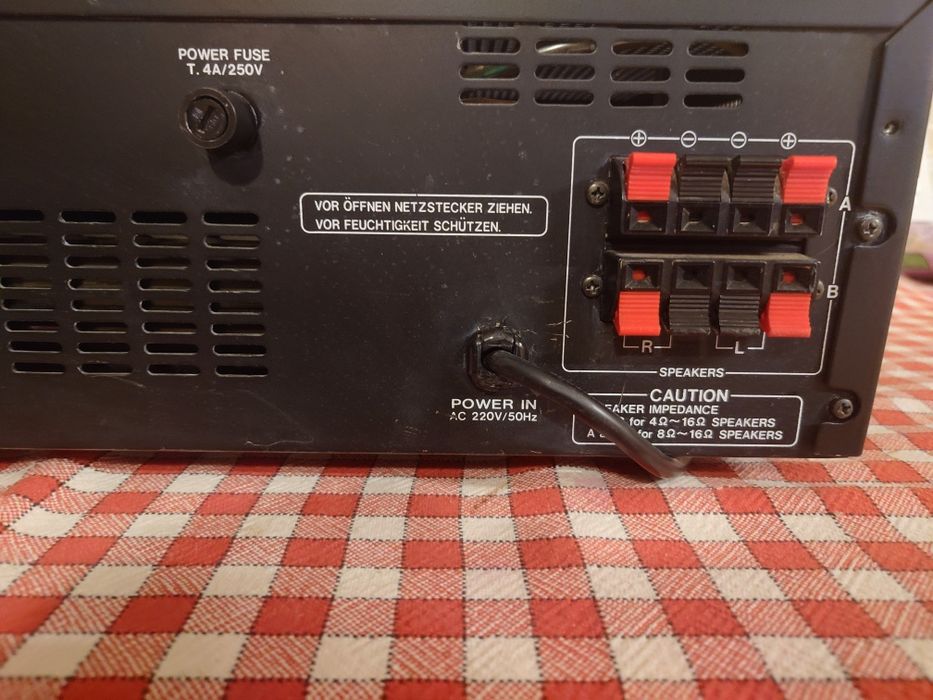 Vând putere Palladium LA-1200