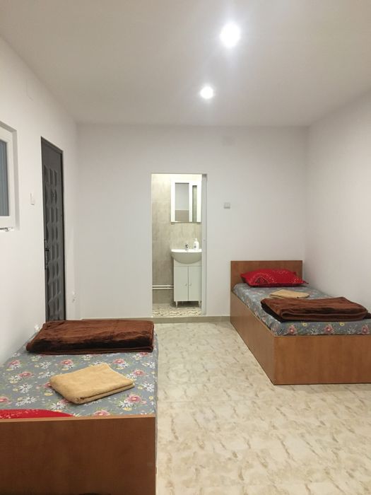 Camere pentru muncitori.Camere duble.Cazare muncitori.Cazare NON-STOP