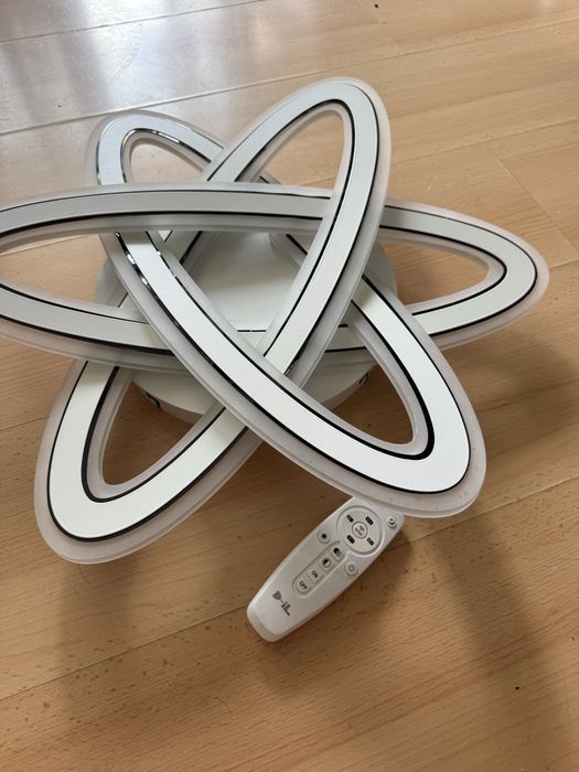 3D LED плафон с дистанционно, bluetooth и няколко режима на работа