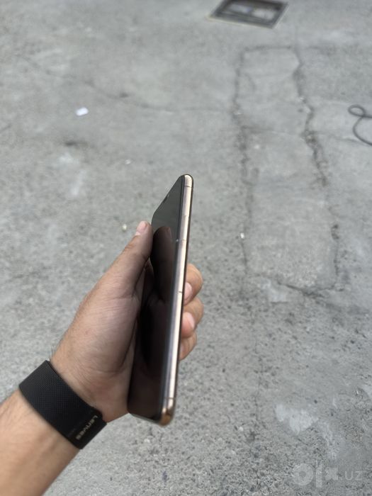 Iphone 11 pro max 64 gb aybi rasimda