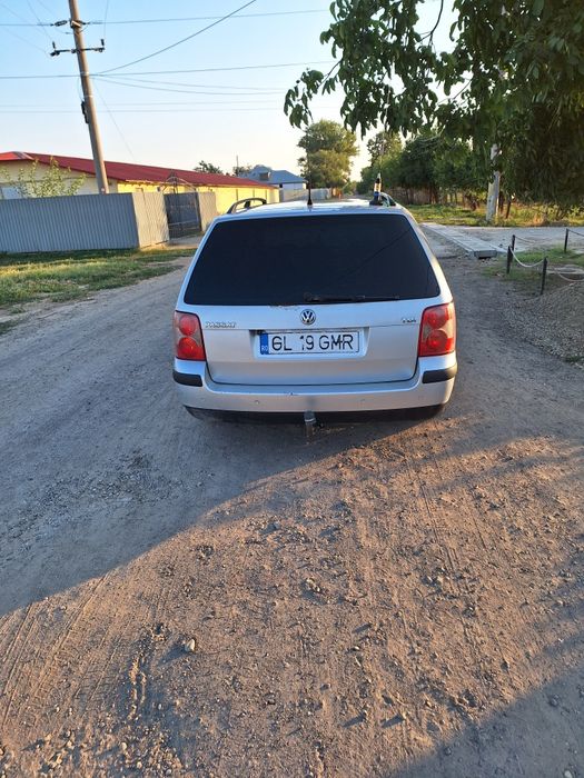 Vând Volkswagen Passat
