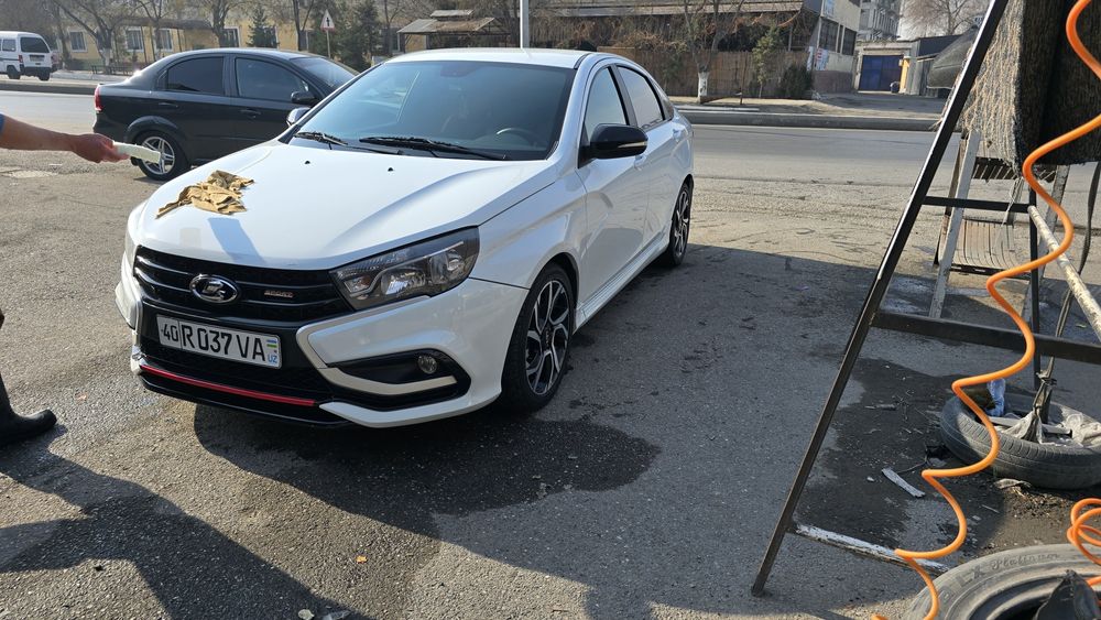 Lada Vesta Sport 1.8