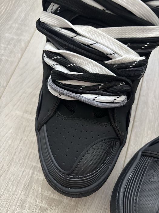 Lanvin Curb Multilaces