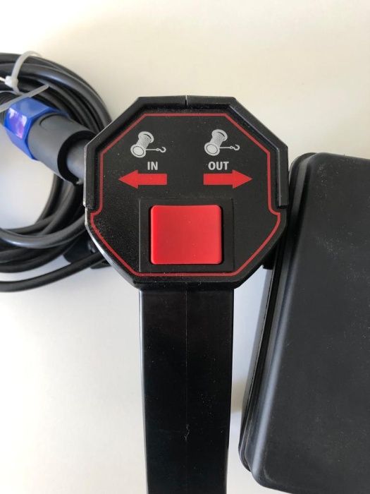 Telecomanda troliu cu fir