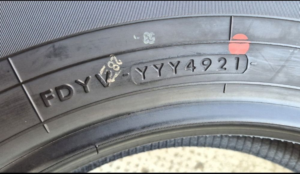 O bucată 215/70 R16 100H Yokohama Geolandar GO33 vară