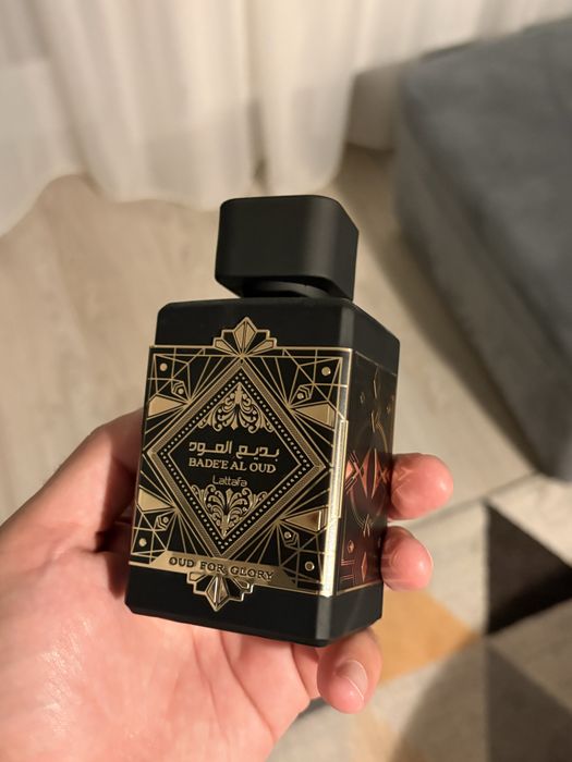 Apa de parfum LATTAFA Perfumes Bade'e al Oud for Glory, Unisex, 100ml
