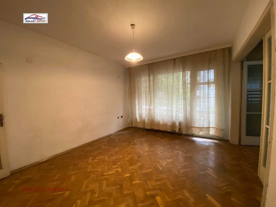 Дава се под наем Тристаен апартамент в София, Лозенец - 90 кв.м за 347000 € - Снимка #11