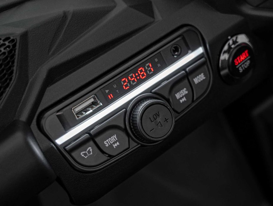 UTV electric pt copii Can-Am Maverick 24V 800W 4x4 (CA003) Negru