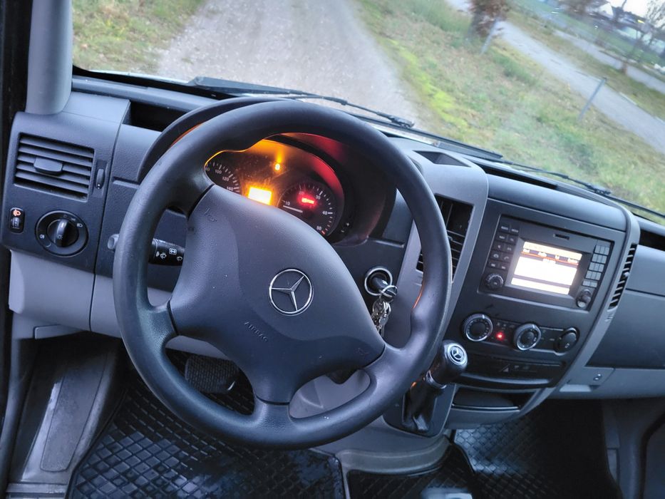 Mercedes sprinter