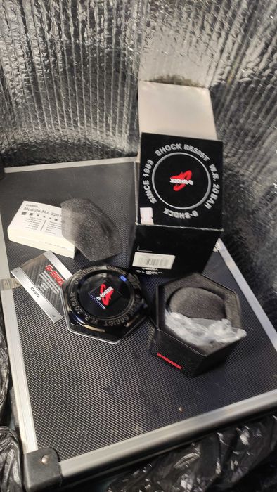 Продам коробки для разных часовых брендов.