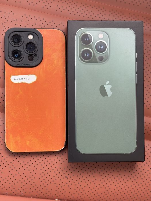 Продам iPhone 13 Pro оригинал всё идеально АКБ 75%